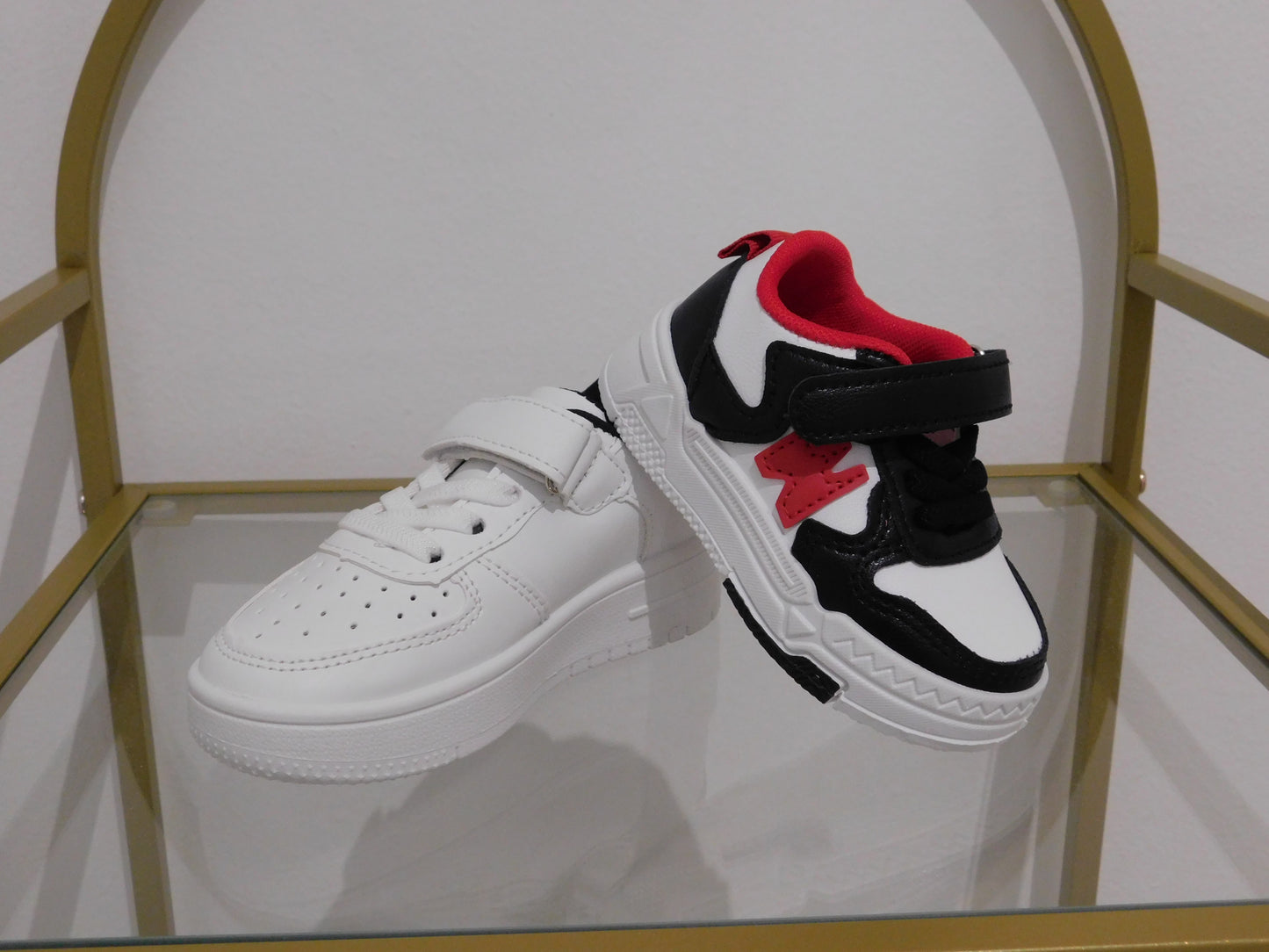 Scarpe da ginnastica bianco rosso nero