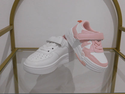 Scarpe da ginnastica bianche e rosa