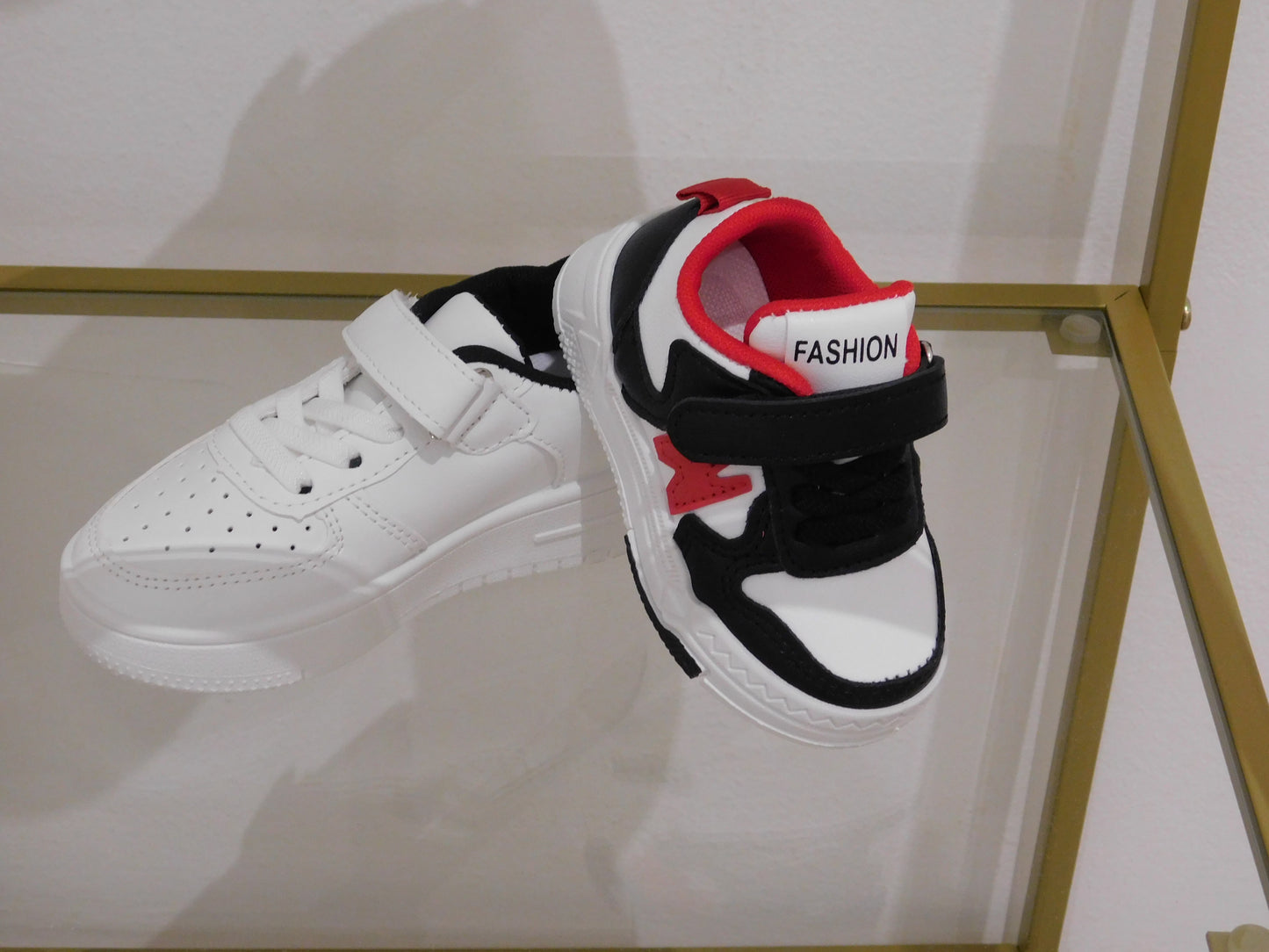 Scarpe da ginnastica bianco rosso nero